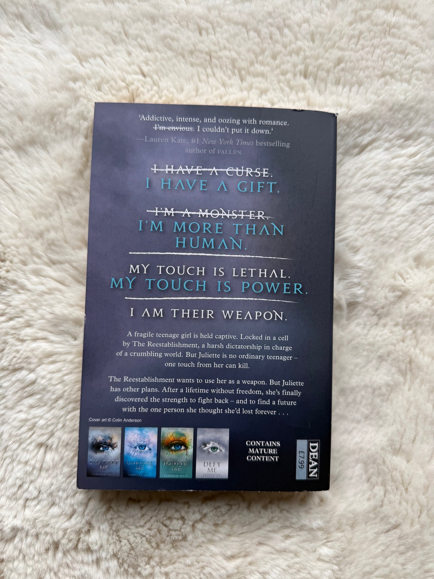 Shatter Me - Tahereh Mafi