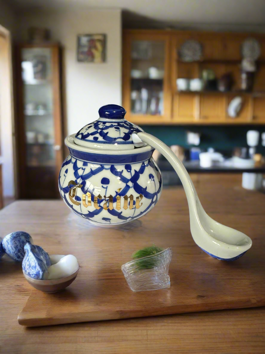 Rude humour sugar pot - cocaine