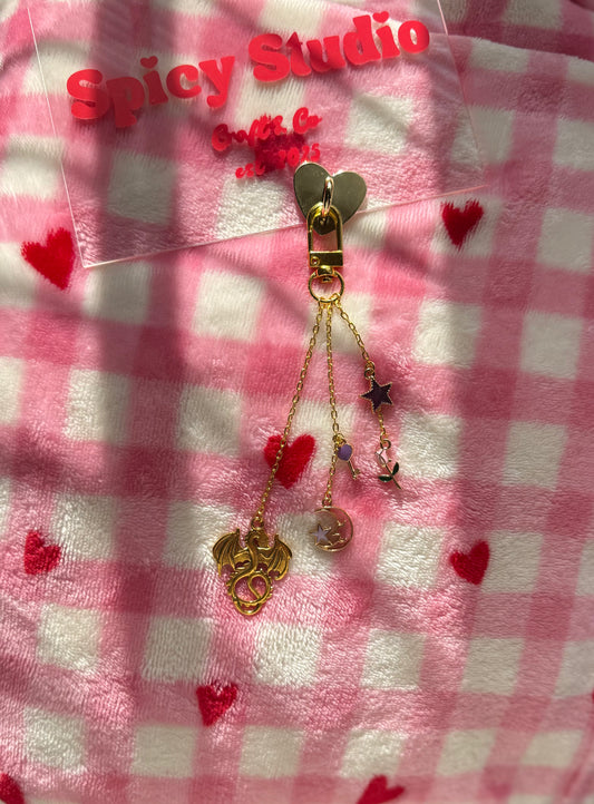 Fantasy kindle charm
