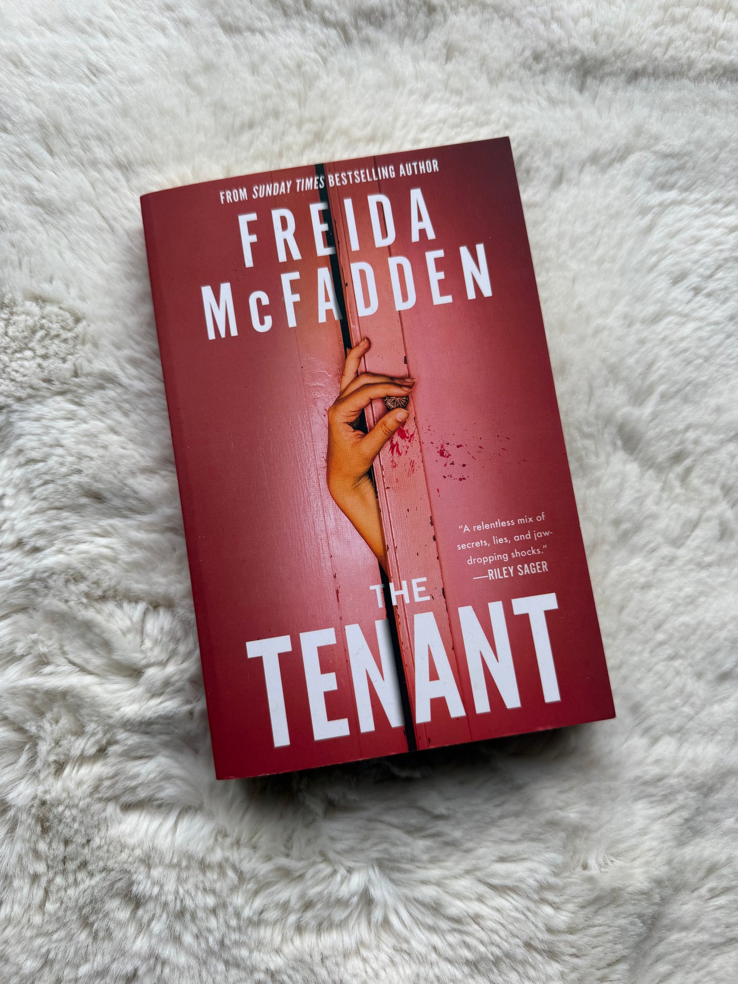 THE TENANT - FREIDA McFADDEN