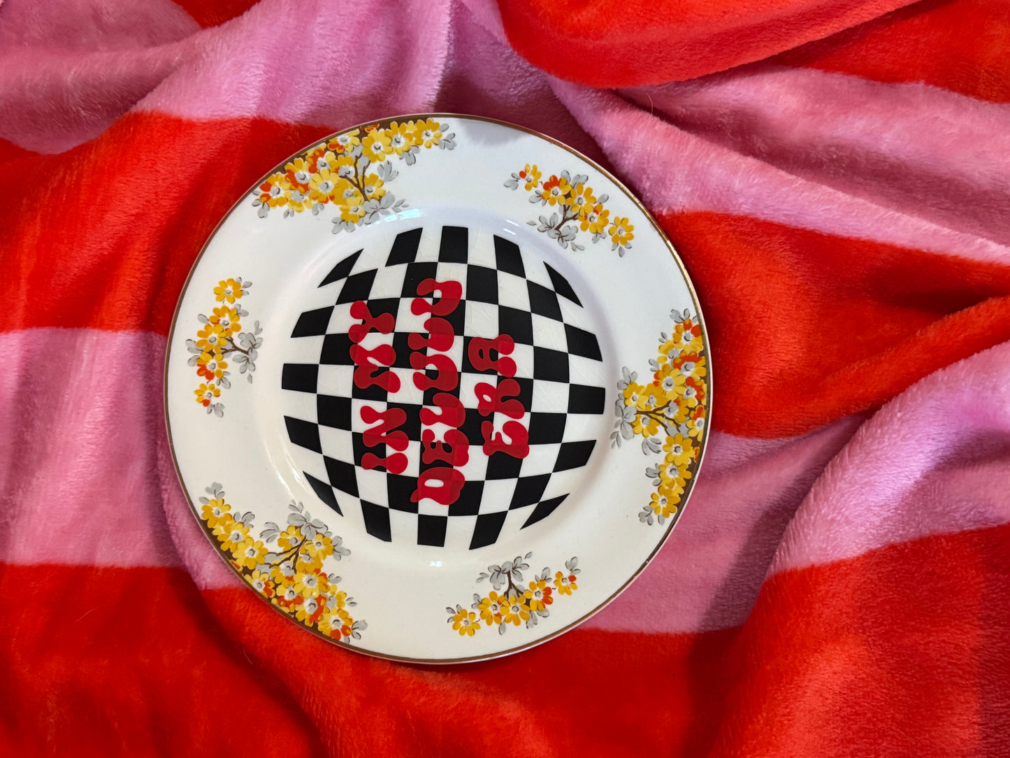 Funny decorative plate