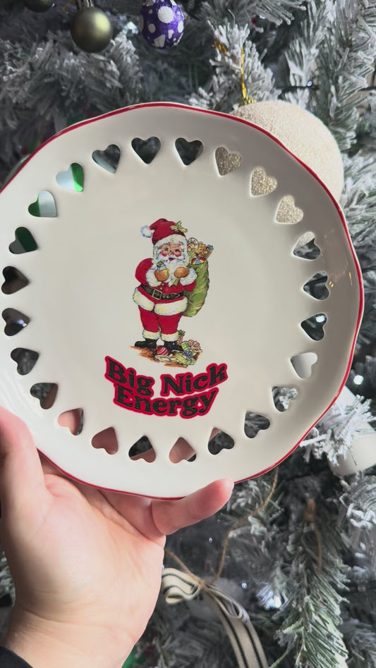 Big Nick Energy vintage Christmas plate 🎅